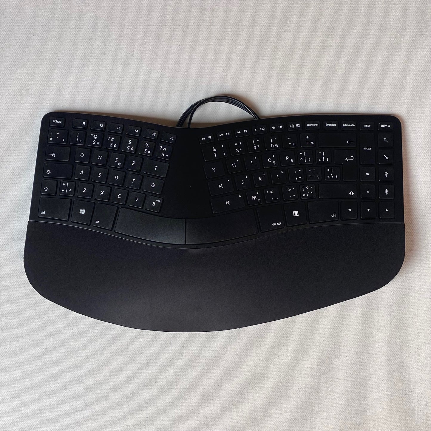 Sculpted Ergonomic Rechargeable Keyboard for PC - French Canadian