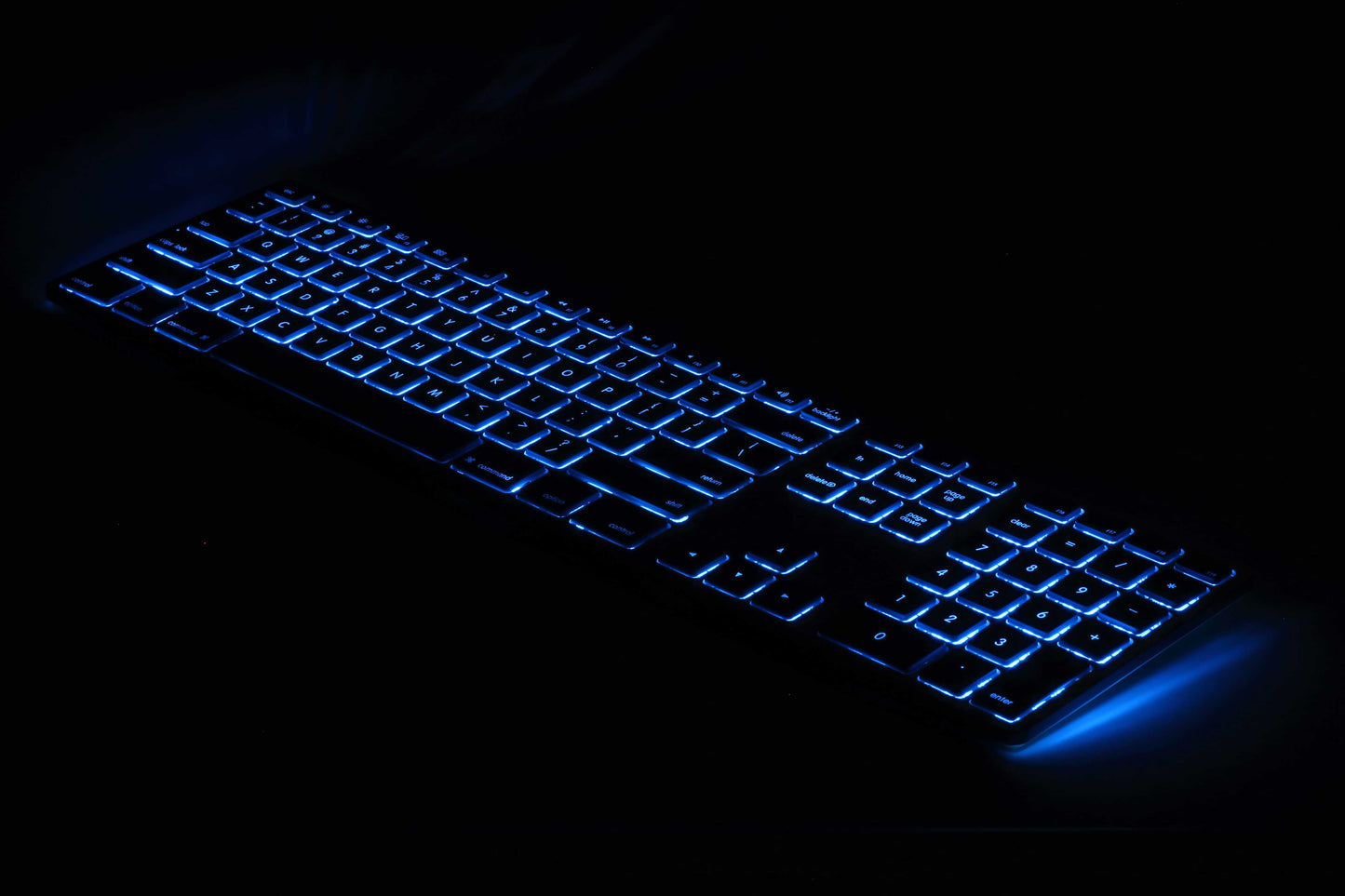 RGB Backlit Wired Aluminum Keyboard for PC - Black